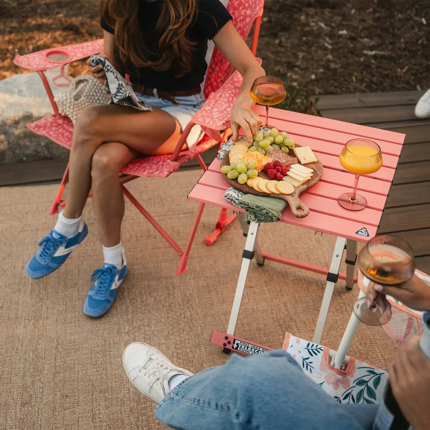 Compact Camp Table 20 | Featured Outdoor Choice | Outlandridge 81FC 7O